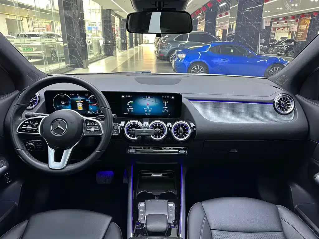 Mercedes-Benz GLA — фото 6