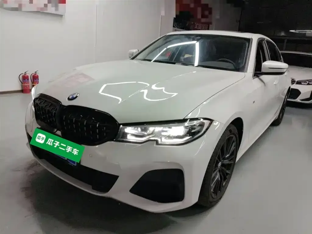BMW 3 Series 2021 из CN, фото 1