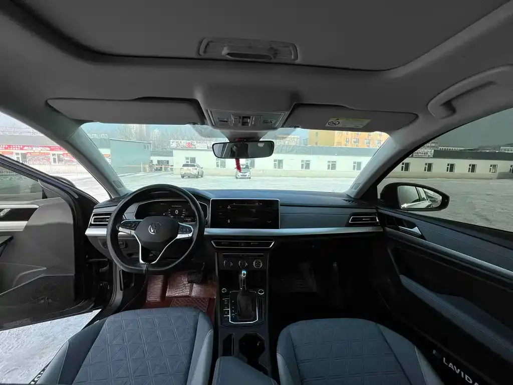 Volkswagen Lavida 2023 из CN, фото 2