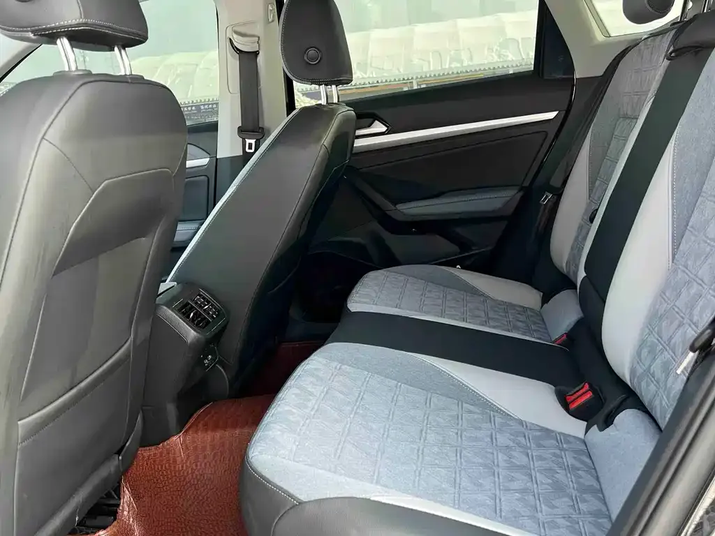 Volkswagen Lavida 2023 из CN, фото 8