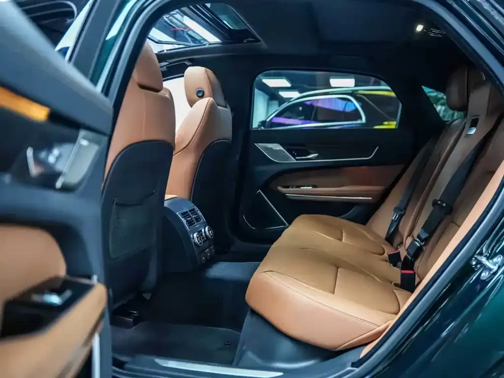 Jaguar XFL 2024 из CN, фото 4