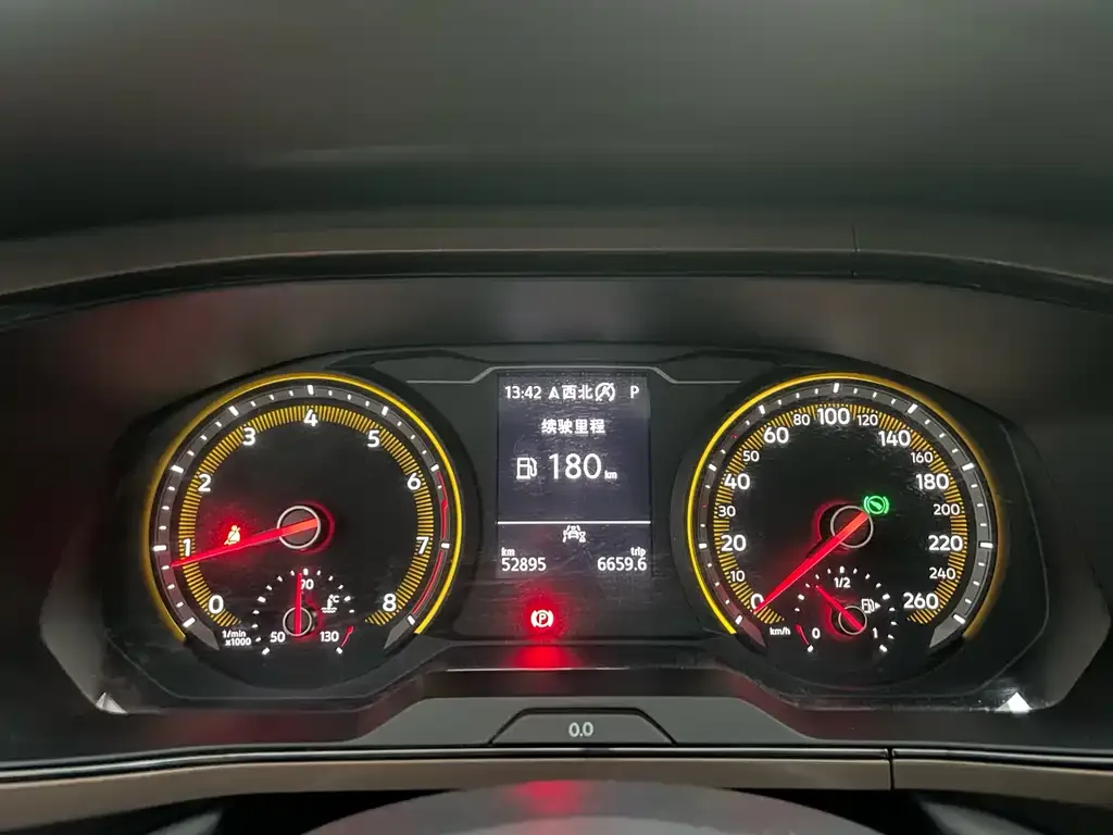 Volkswagen Tharu 2021 из CN, фото 4