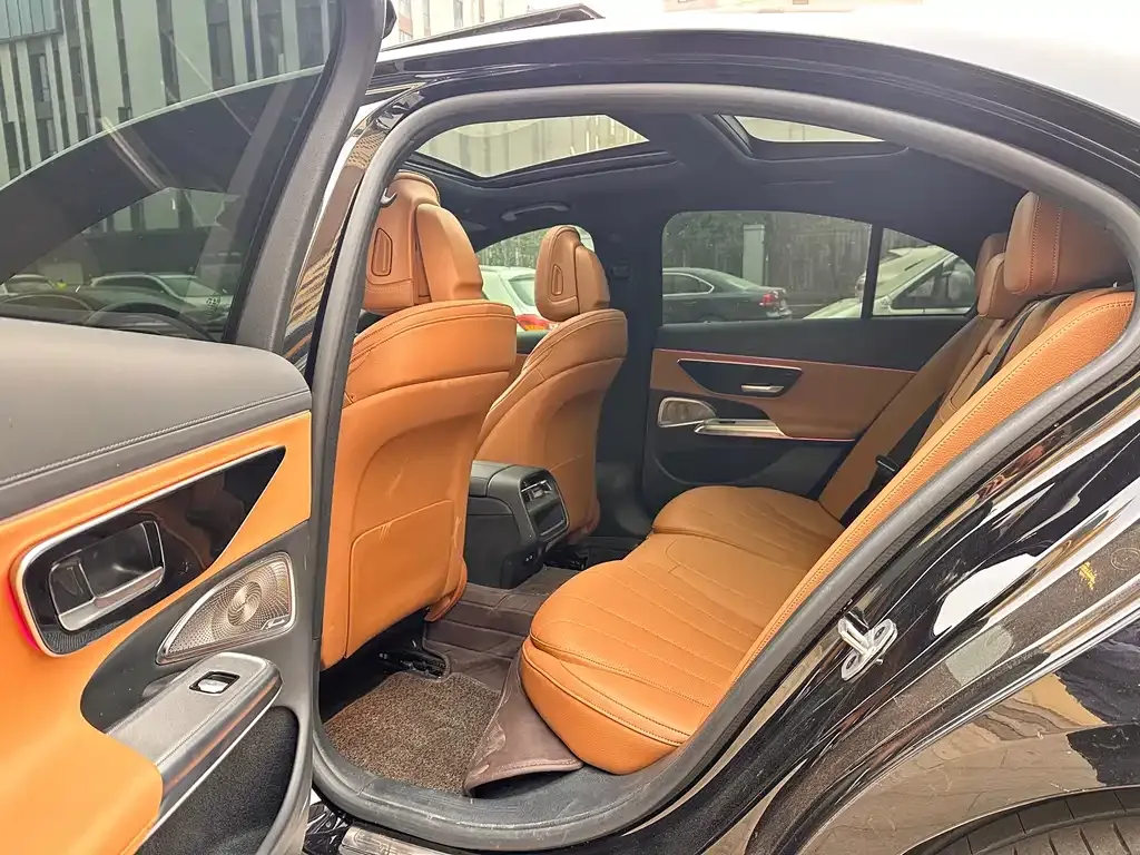 Mercedes-Benz E-Class (Import) 2024 из CN, фото 3
