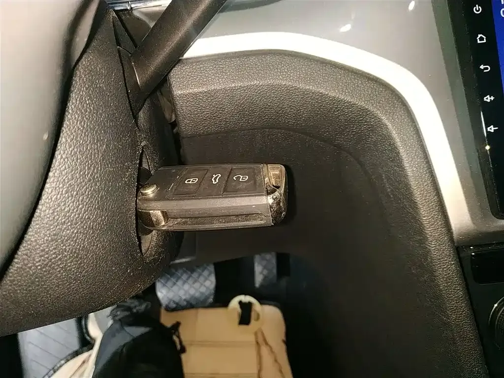 Volkswagen Lamando 2021 из CN, фото 6