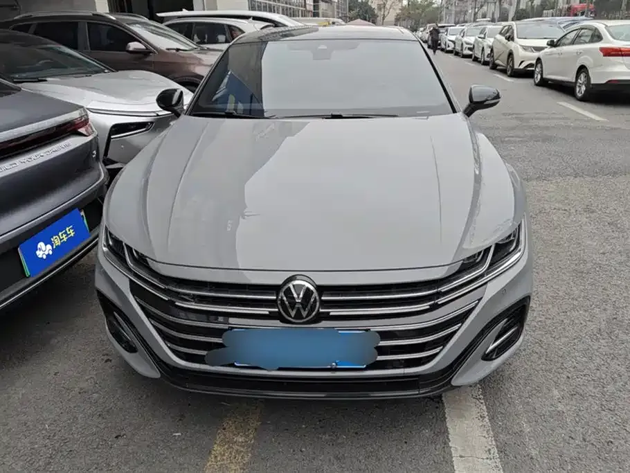 Volkswagen CC 2024 из CN, фото 9