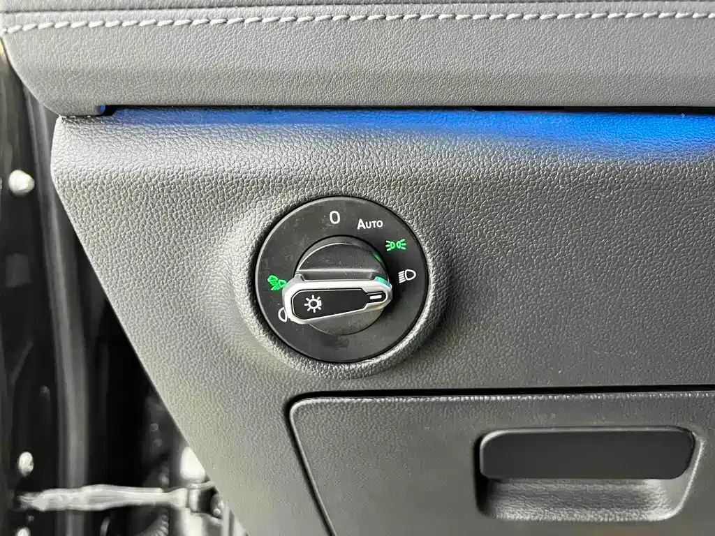 Volkswagen Sagitar 2022 из CN, фото 10