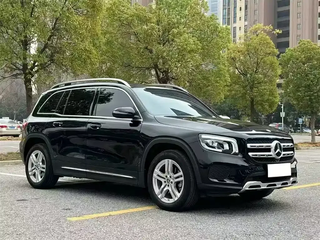 Mercedes-Benz GLB — фото 5