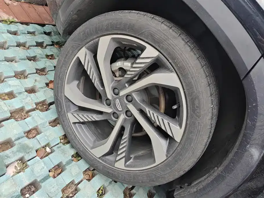 Geely Xingyue L 2024 из CN, фото 10