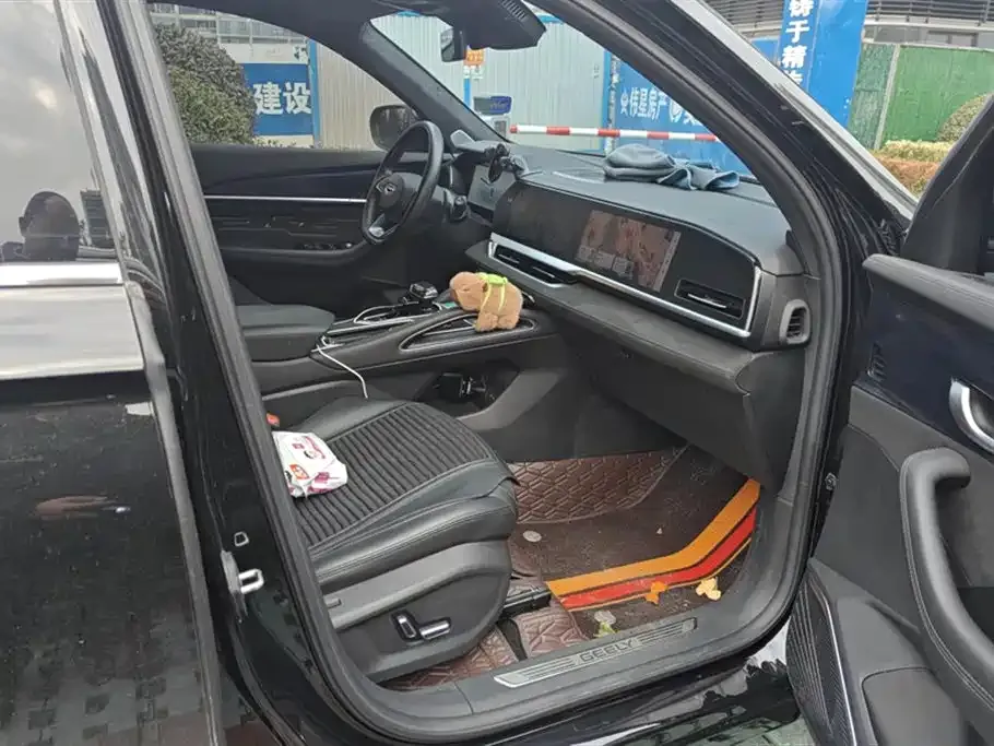 Geely Xingyue L 2024 из CN, фото 6