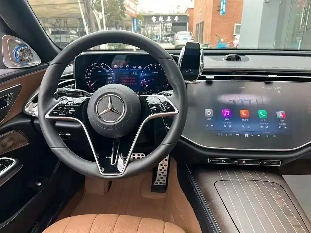 Mercedes-Benz E-Class 2024 из CN, фото 2