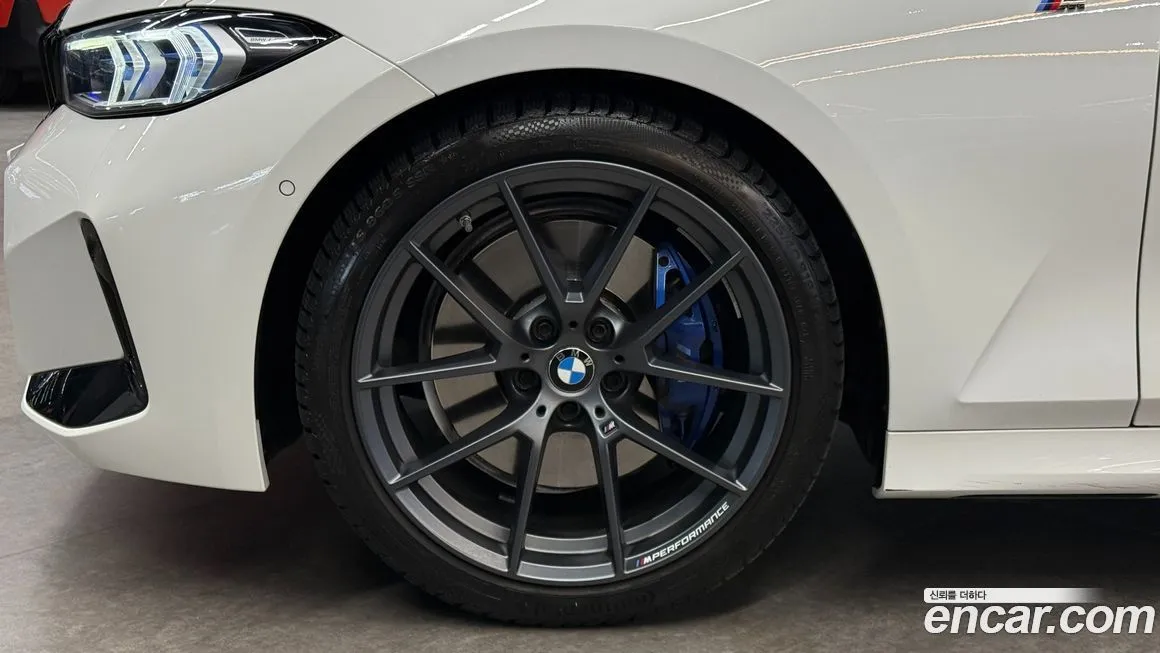 BMW 3-Series 2023 из KR, фото 4