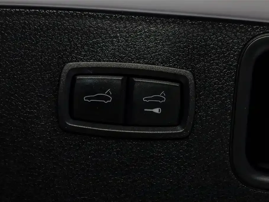 Porsche Macan 2023 из CN, фото 6