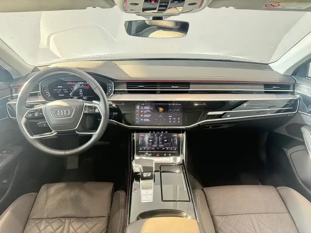 Audi A8 — фото 4