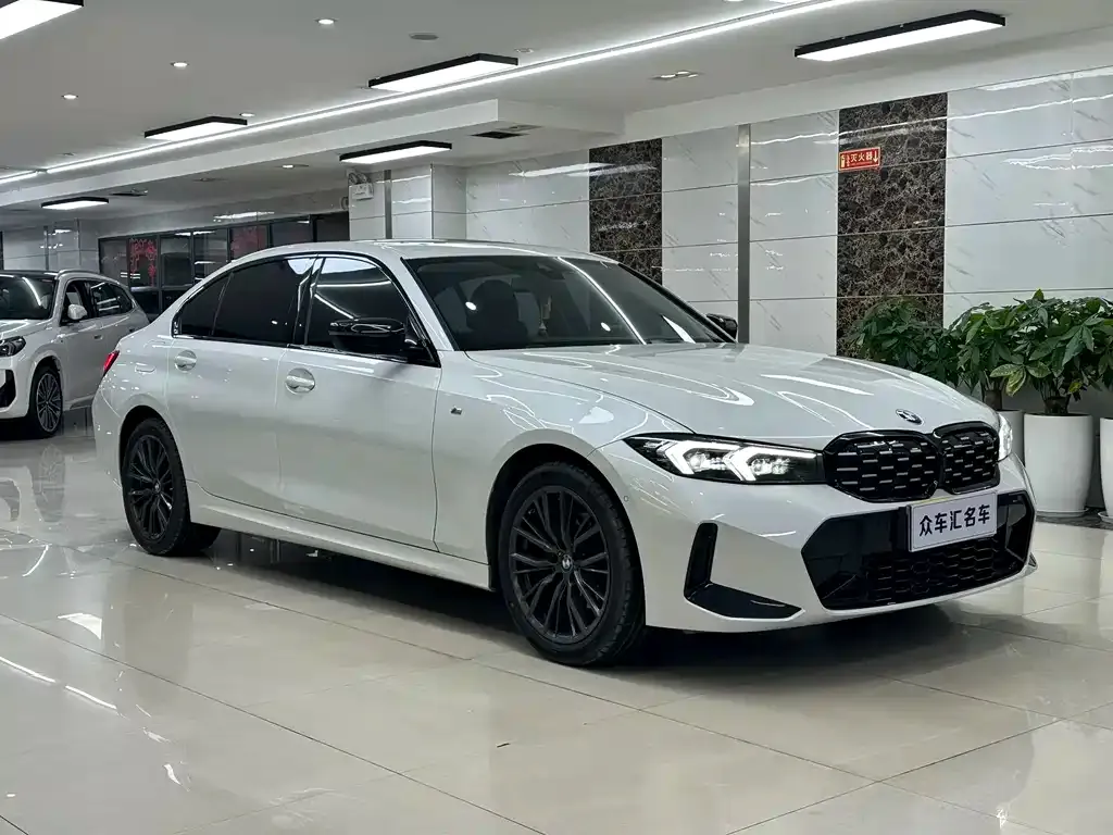 BMW 3 Series 2024 из CN, фото 2
