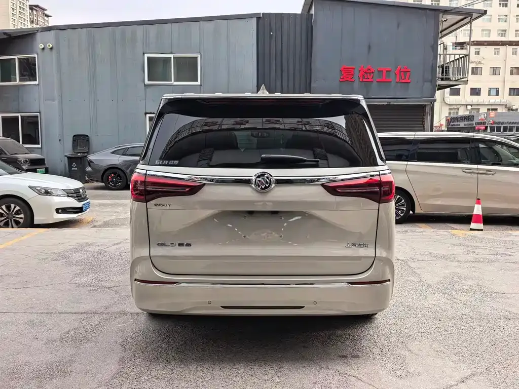 Buick GL8 2021 из CN, фото 4