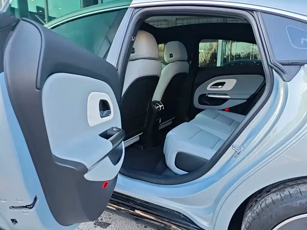 Mercedes-Benz CLA PHEV 2026 из CN, фото 3