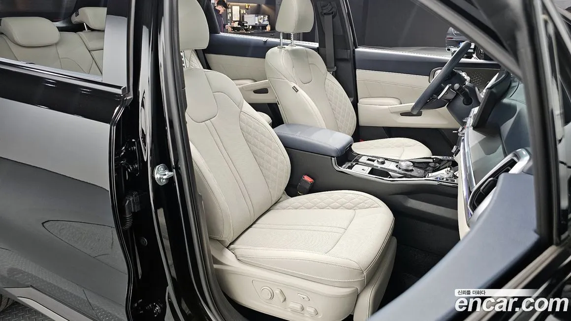 Kia Sorento — фото 9