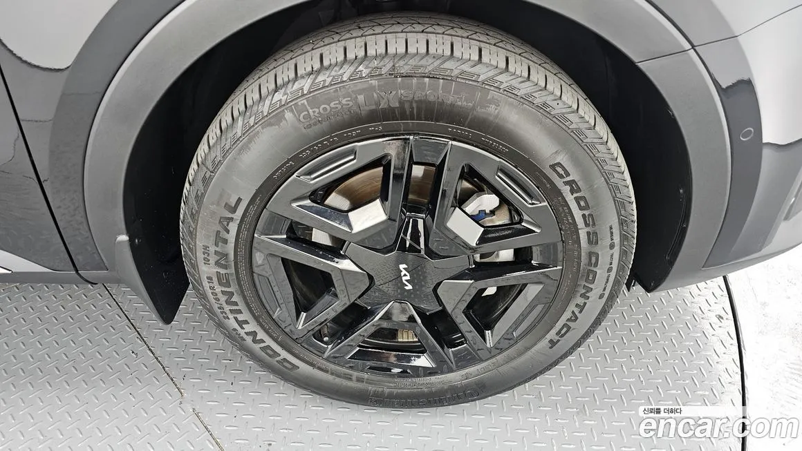 Kia Sorento — фото 6