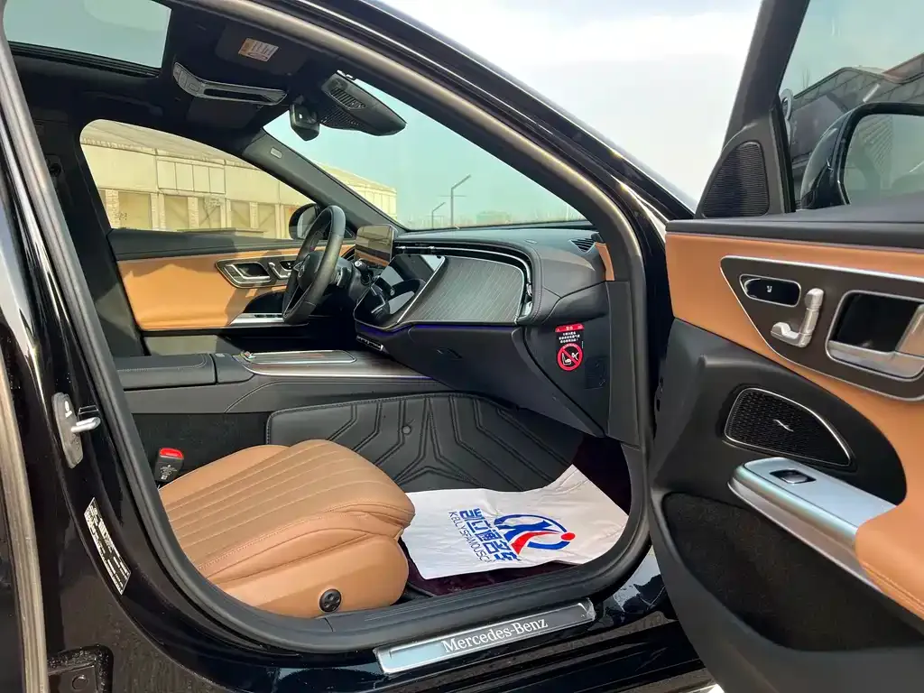 Mercedes-Benz E-Class 2024 из CN, фото 9