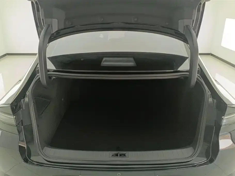 Nissan N6 2026 из CN, фото 3