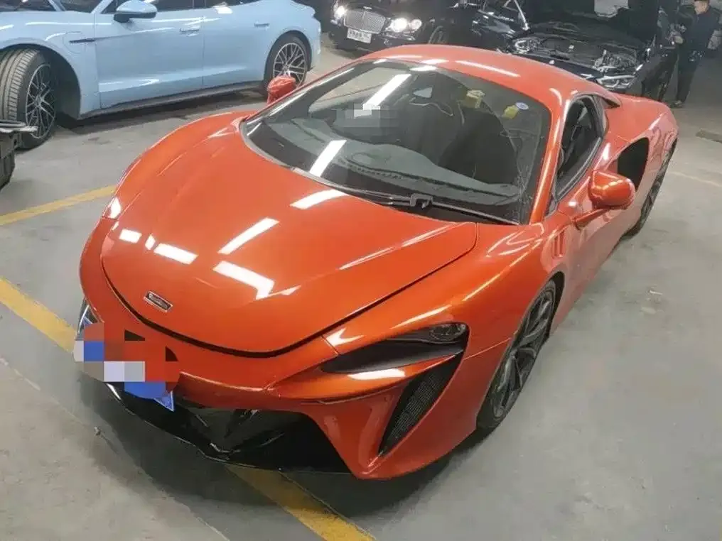 McLaren Artura 2023 из CN, фото 1