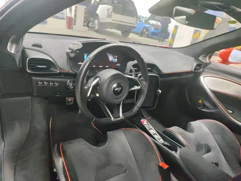 McLaren Artura 2023 из CN, фото 8