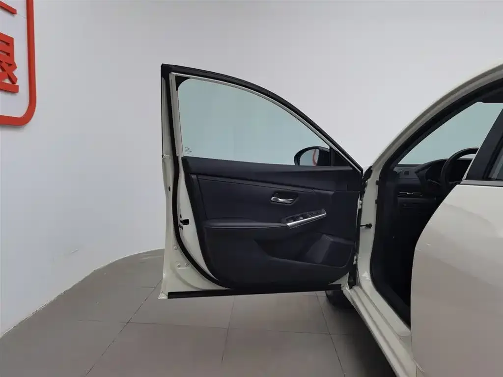 Nissan Sylphy 2022 из CN, фото 6