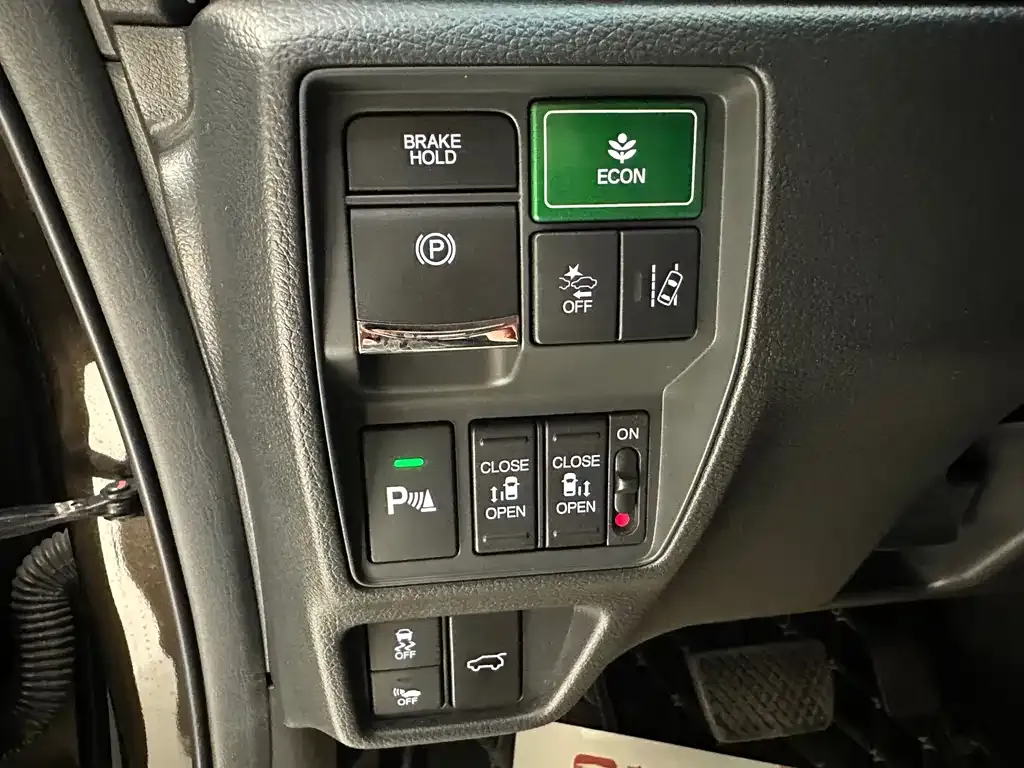 Honda Elysion 2021 из CN, фото 3