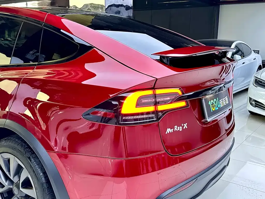 Tesla Model X 2024 из CN, фото 7