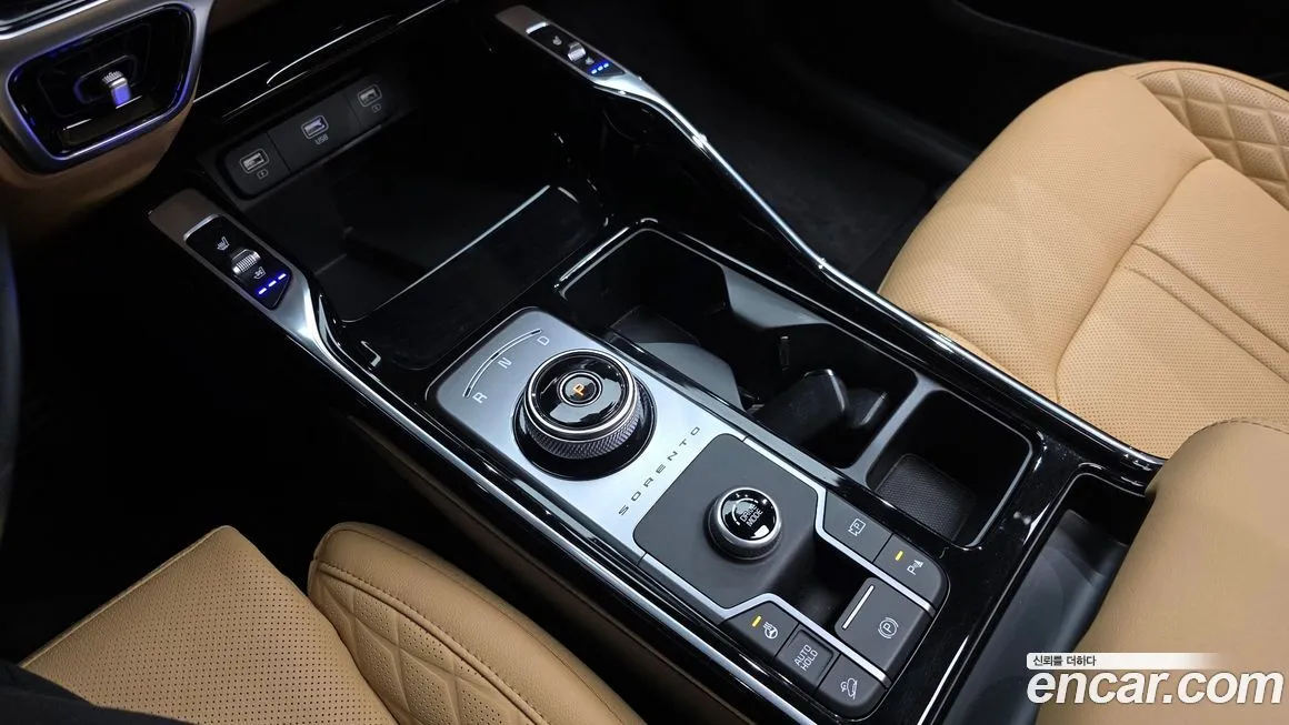 Kia Sorento — фото 8