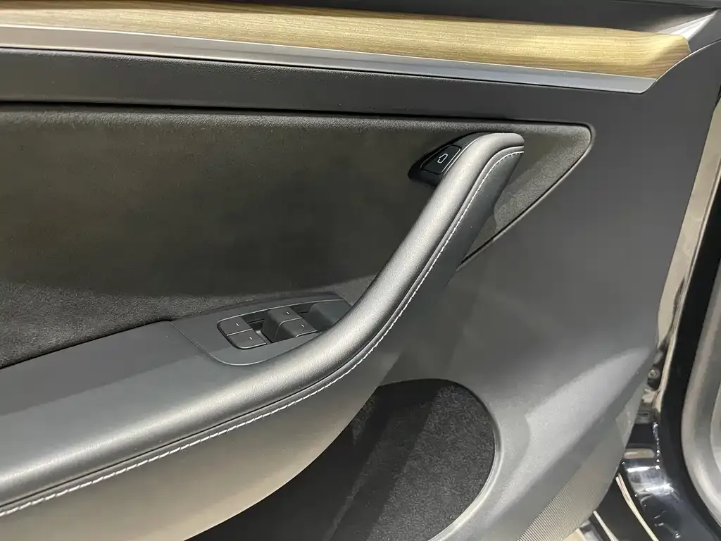 Tesla Model Y 2023 из CN, фото 4