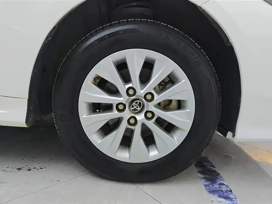 Toyota Corolla 2023 из CN, фото 8