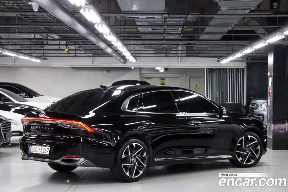 Hyundai Grandeur — фото 10