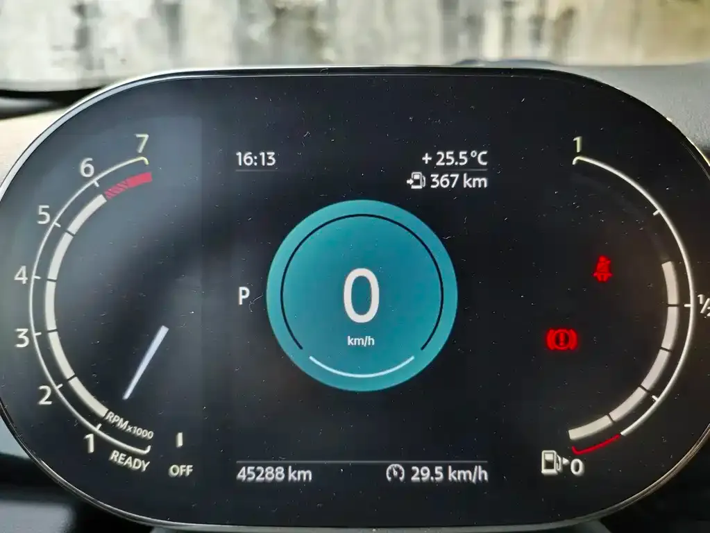 MINI Cooper (3-door) 2023 из CN, фото 2