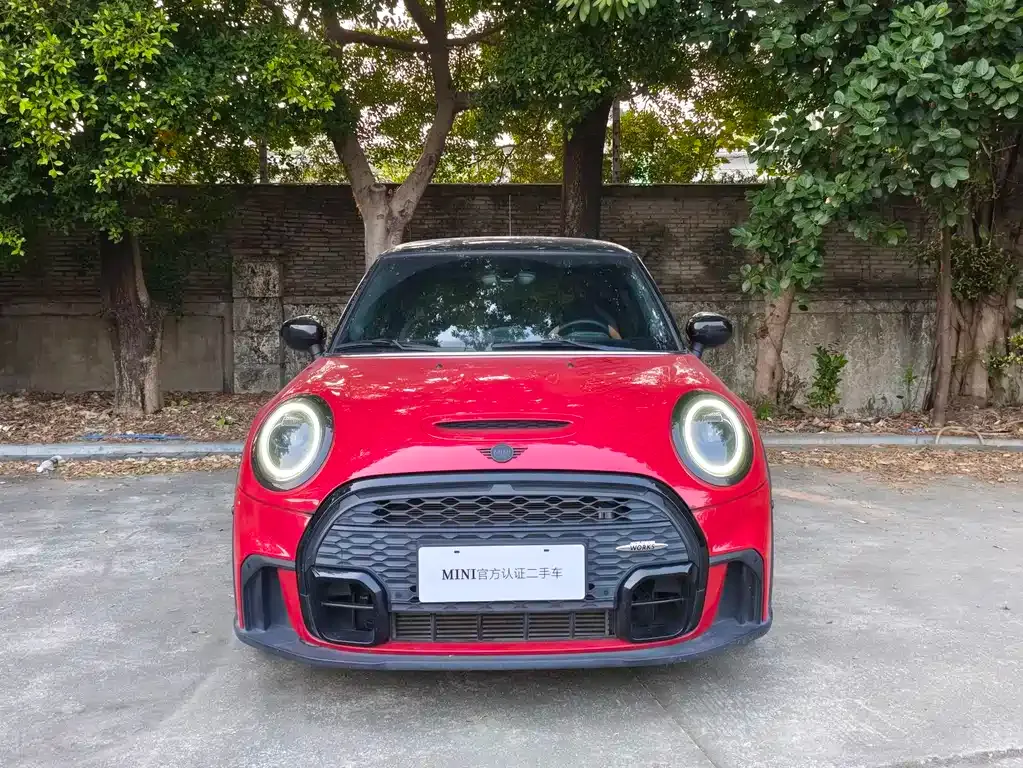 MINI Cooper (3-door) 2023 из CN, фото 8