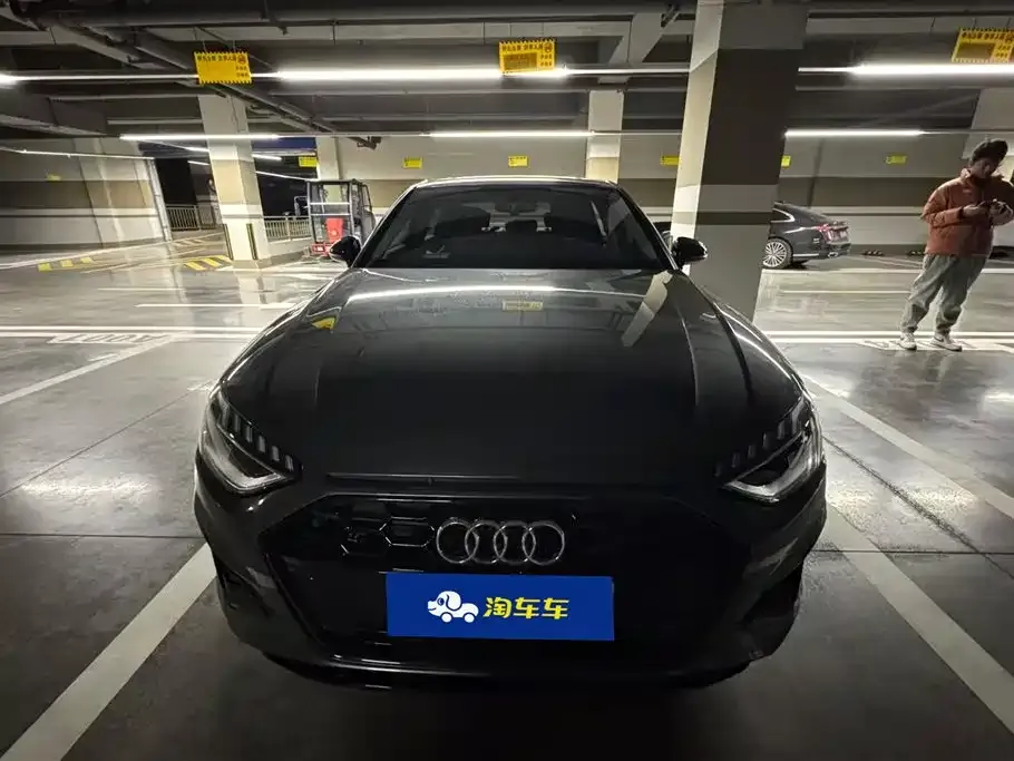 Audi A4L 2022 из CN, фото 7
