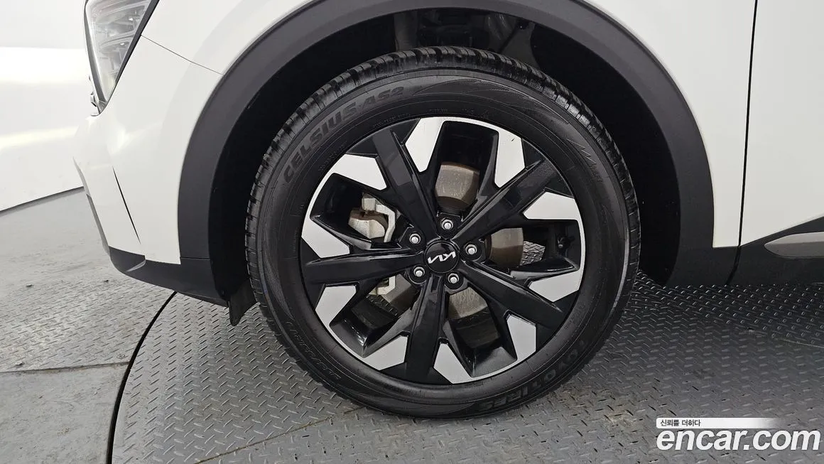 Kia Sportage — фото 10