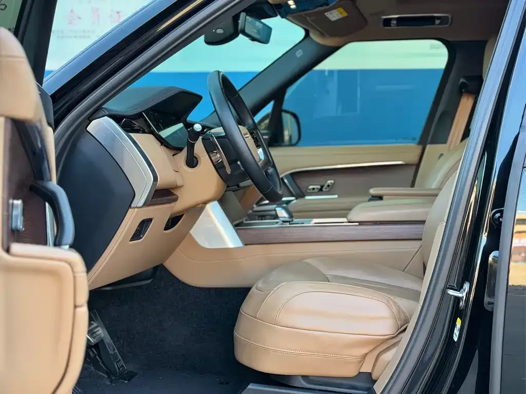 Land Rover Range Rover 2024 из CN, фото 8