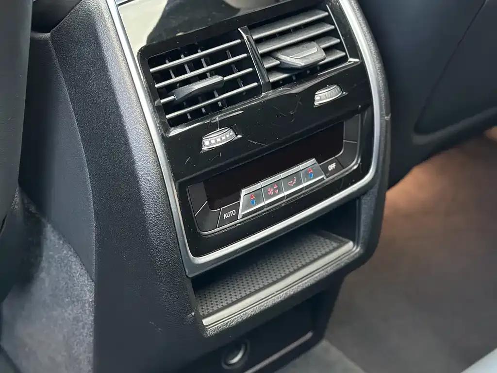 BMW X5 M 2021 из CN, фото 2