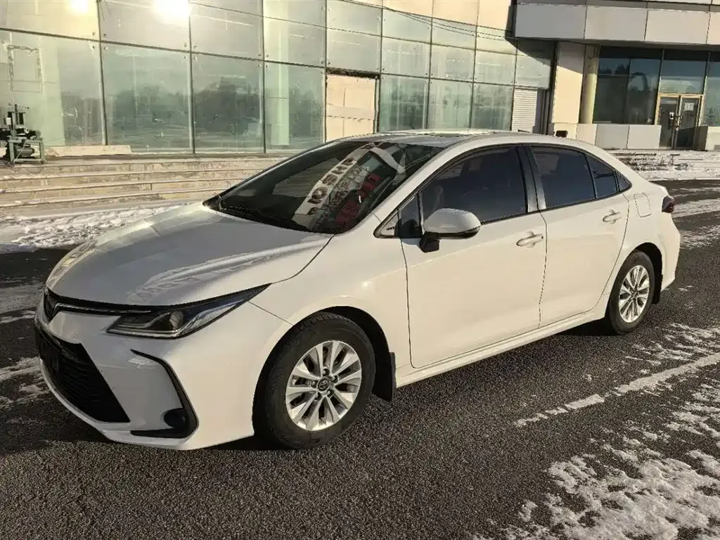 Toyota Corolla 2021 из CN, фото 1