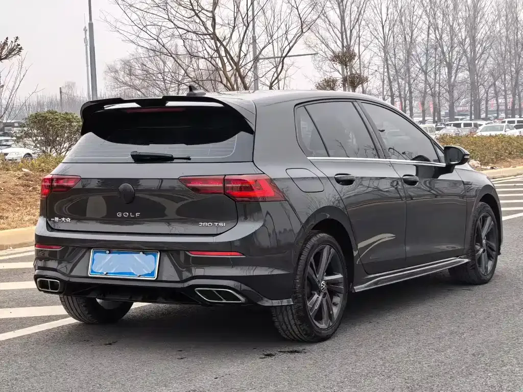 Volkswagen Golf 2022 из CN, фото 9