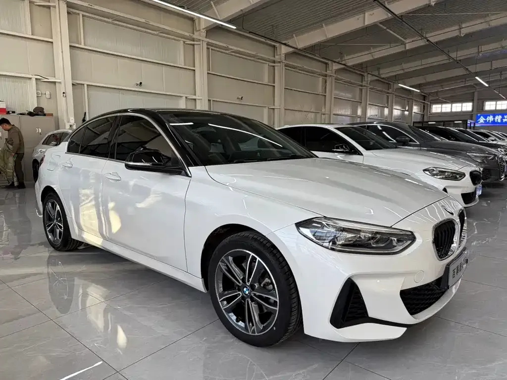 BMW 1 Series 2021 из CN, фото 7