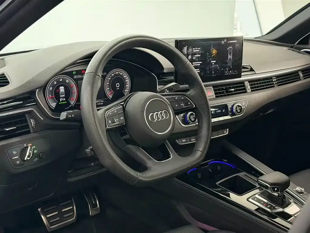 Audi A4L 2024 из CN, фото 4