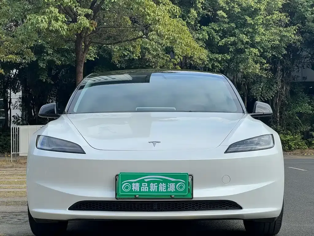 Tesla Model 3 2024 из CN, фото 8