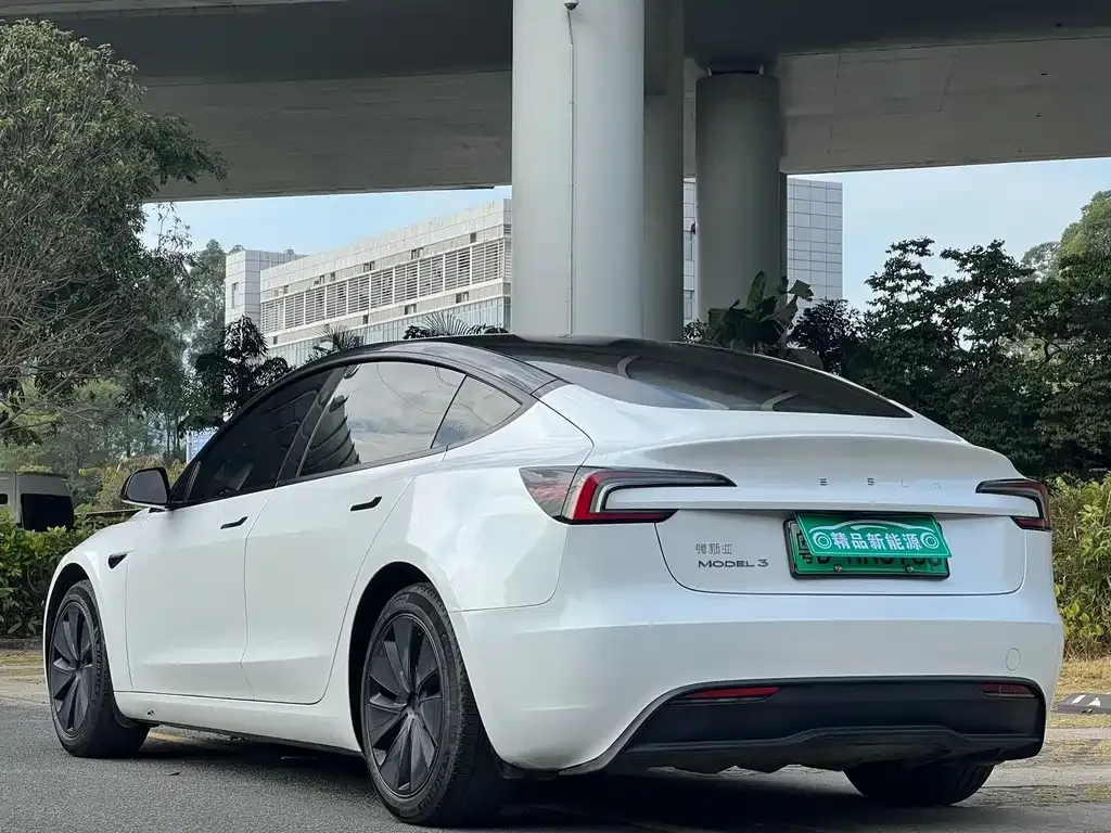 Tesla Model 3 2024 из CN, фото 10