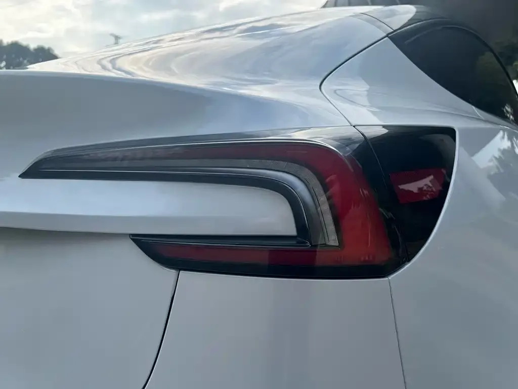 Tesla Model 3 2024 из CN, фото 2