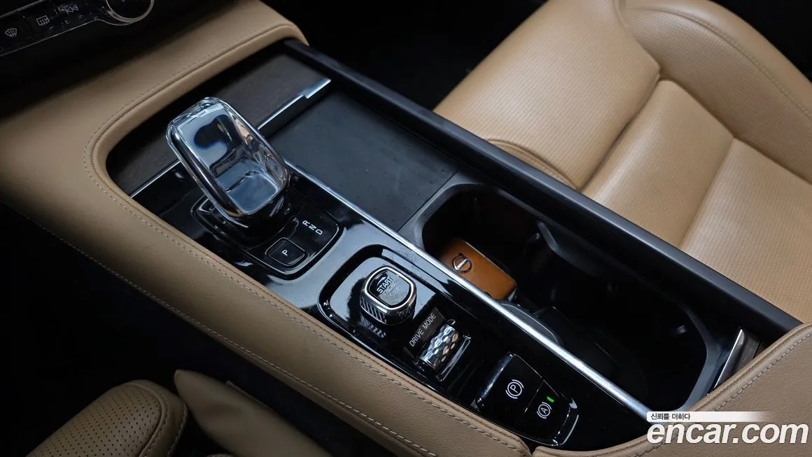 Volvo S90 2021 из KR, фото 4