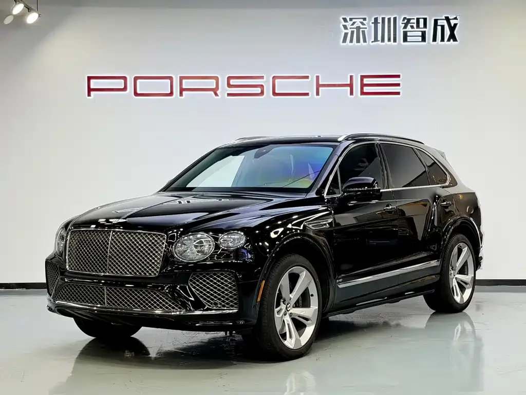 Bentley Bentayga 2023 из CN, фото 1