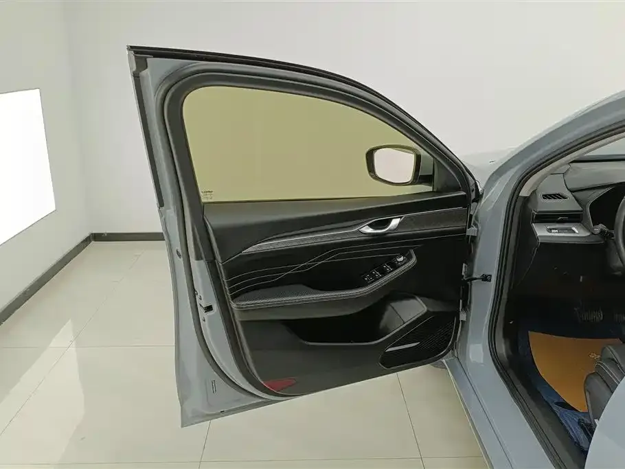 Geely Xingrui 2023 из CN, фото 2