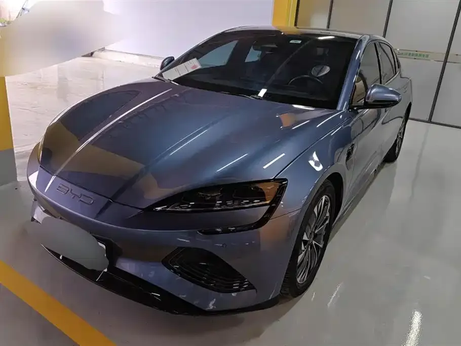 BYD Seal — фото 1